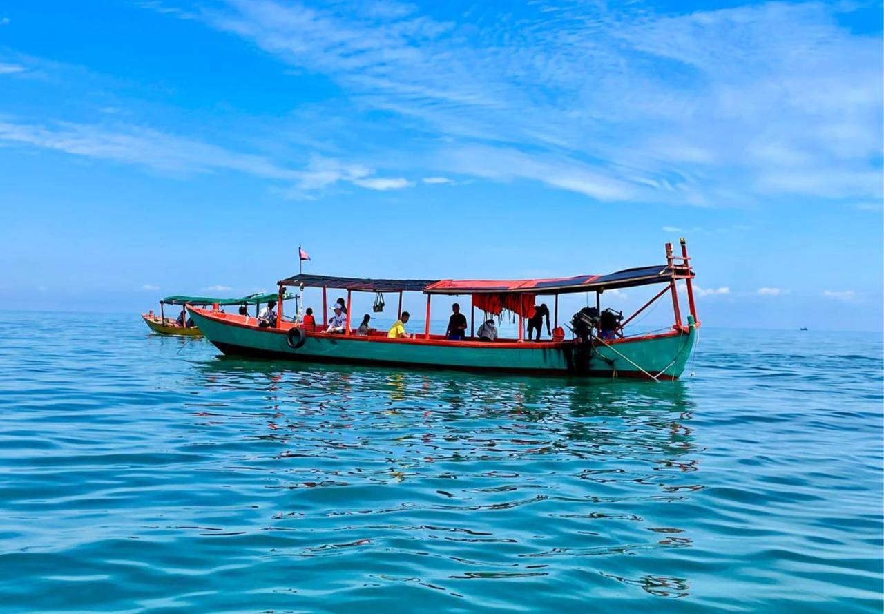 The Cliff Hostel, M'Pay Bay Koh Rong Sanloem Buitenkant foto